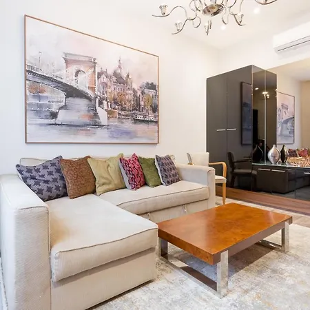 Lägenhet De Luxe In The Absolute Center